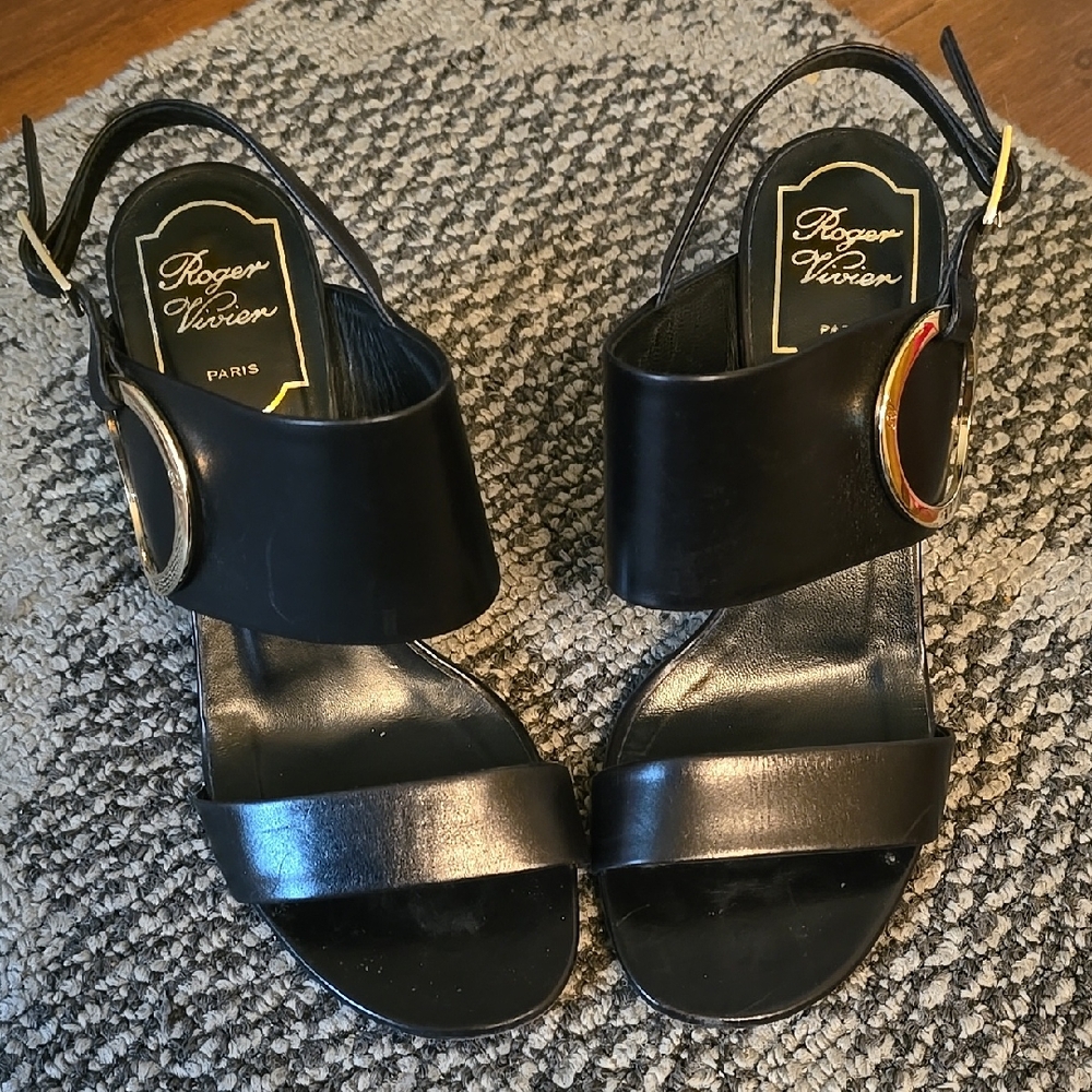 Roger Vivier Black Women's Sandals